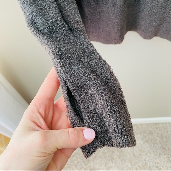 Barefoot Dreams CozyChic Lite Pullover Sweater Charcoal Sz Medium - Picture 8 of 9